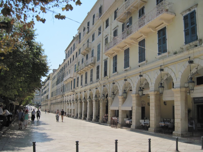 Liston, an Old Corfu Town's arcaded promenade, boasts some of the most prestigious bars of the Ionian island's capital city.