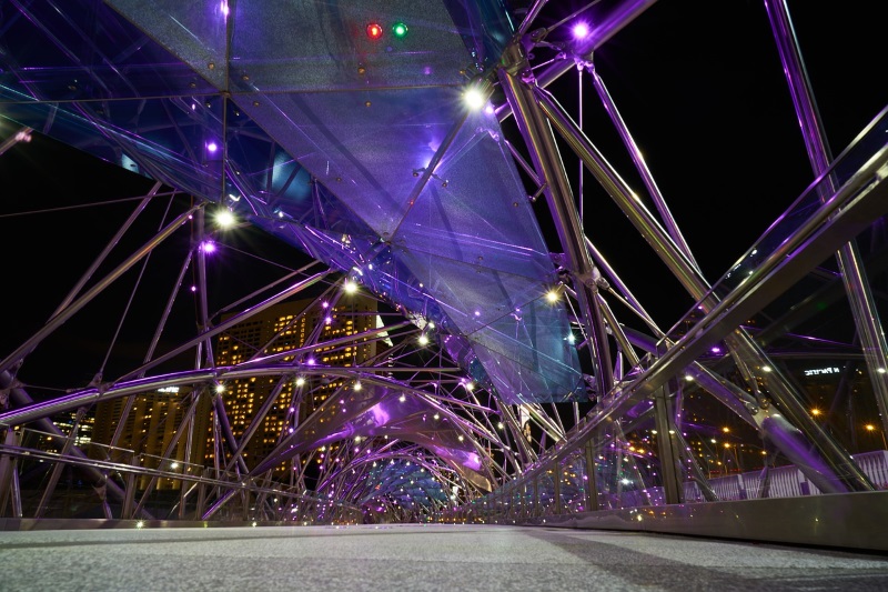 Sparkling pedestrian Helix Bridge is a constructional marvel of the Lion City connecting Bay South and Bay Central Gardens.